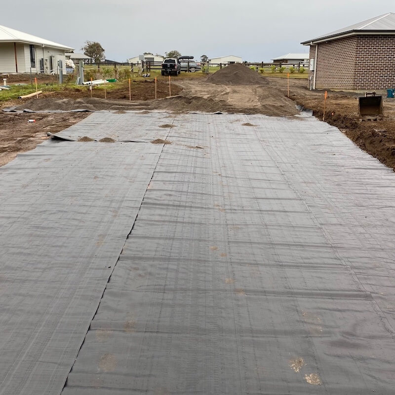 Como as mantas geotêxteis reduzem os custos de manutenção em obras de infraestrutura